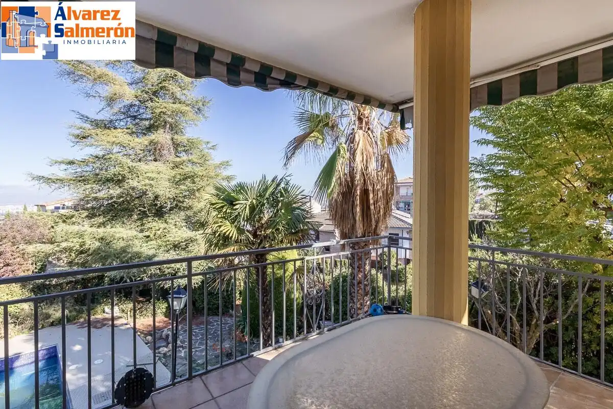Detached house with pool for sale in Calle de la Encina, imagen 12