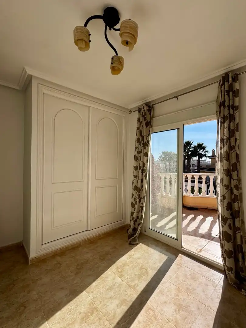 Habitación de Casa adosada en venta en Rojales con Aire acondicionado, Terraza y Balcón