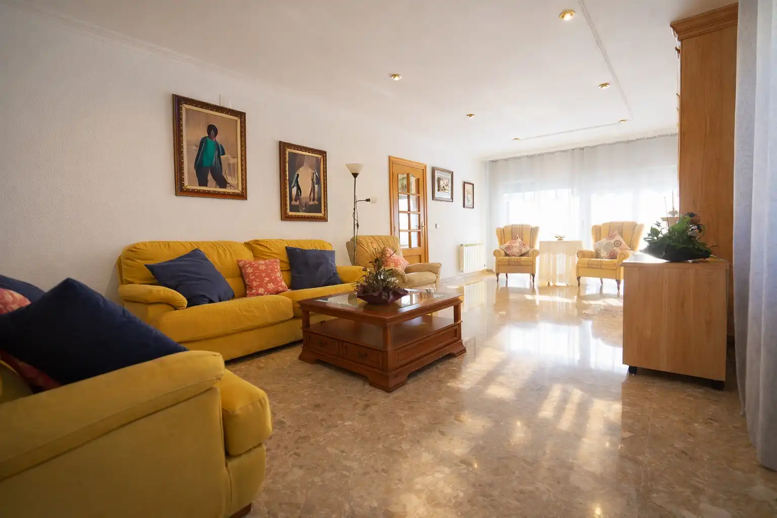 Sala d'estar de Casa o xalet en venda en Tarragona amb Aire condicionat, Calefacció i Jardí privat