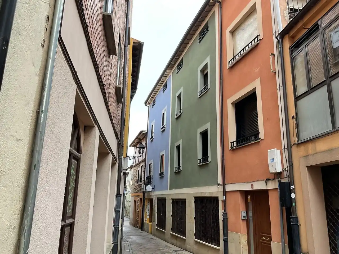 Vista exterior de Casa o xalet en venda en Belorado amb Moblat i Internet