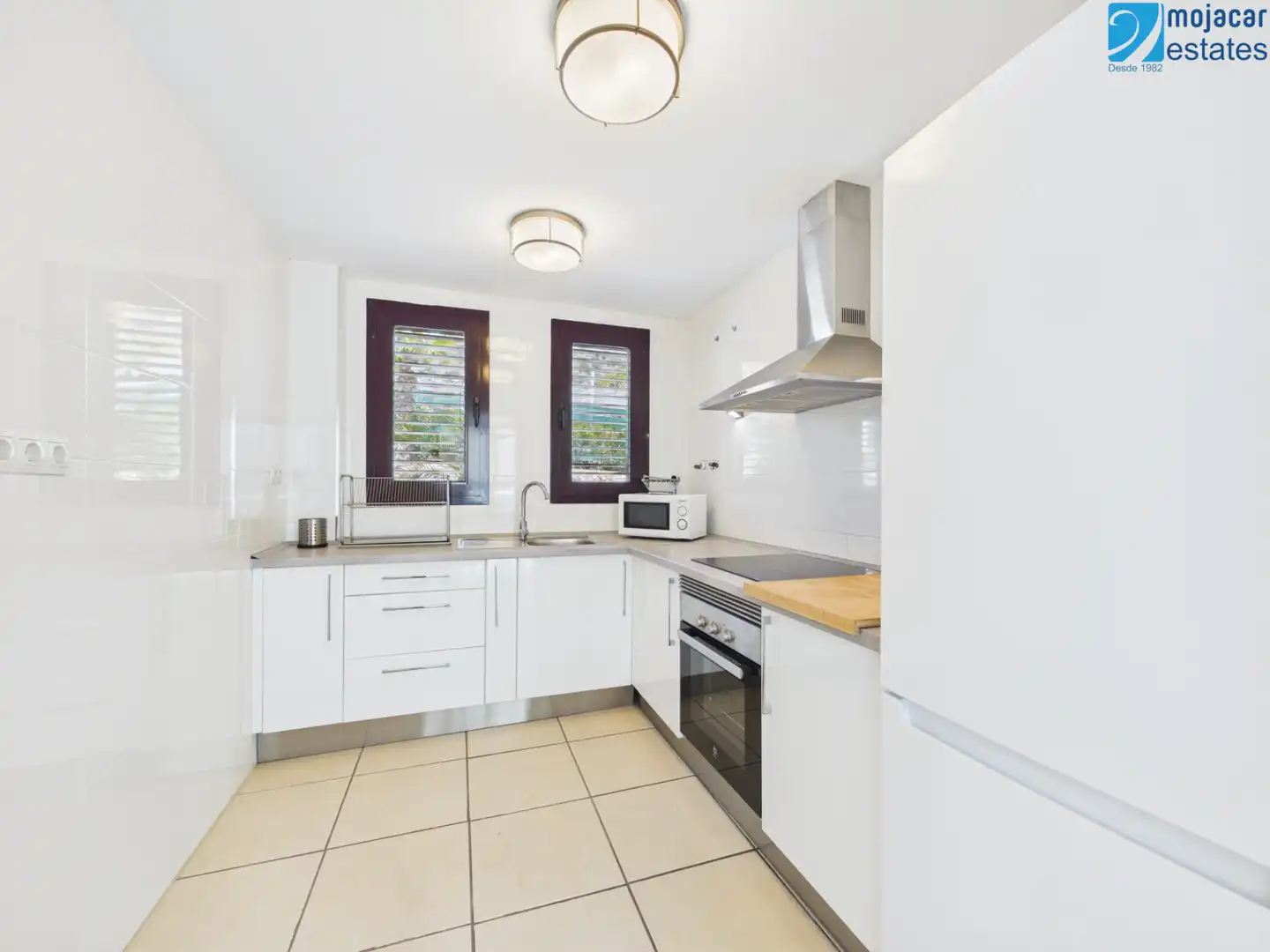 Terraced house with garden for sale in Calle Avicena 4, imagen 3