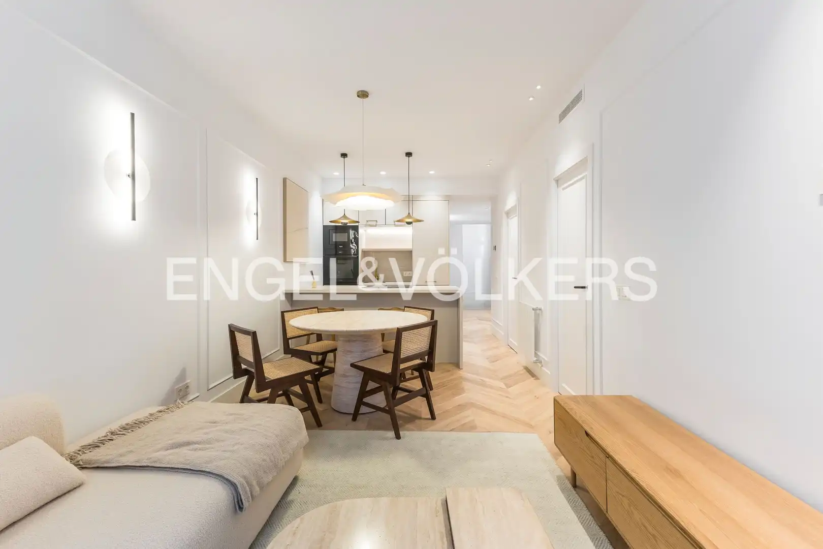 Dining room of Flat for rent in Chamberí
