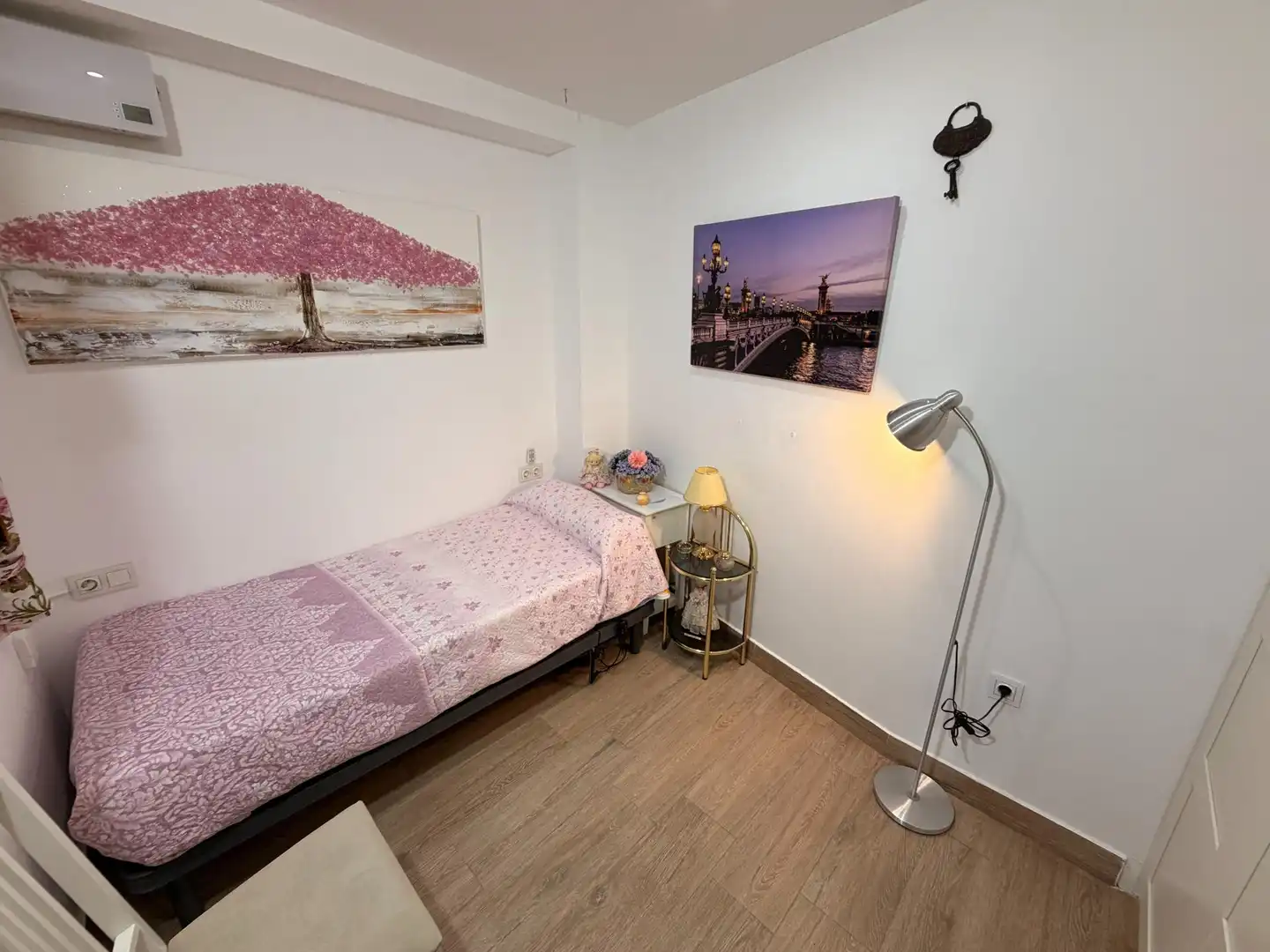 Schlafzimmer von Maisonette zum Verkauf in Barcelona mit Klimaanlage, Terrasse und Balkon