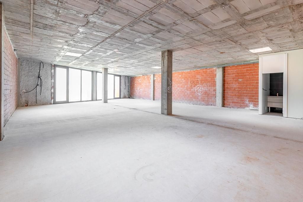 Office for sale in Manises