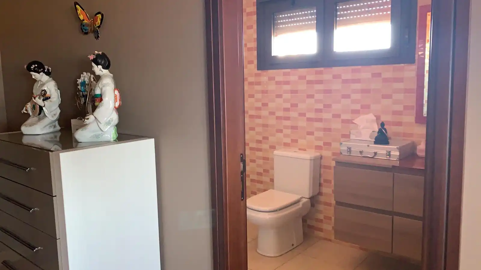 Baño de Casa adosada en venta en Santa Lucía de Tirajana con Aire acondicionado, Terraza y Trastero
