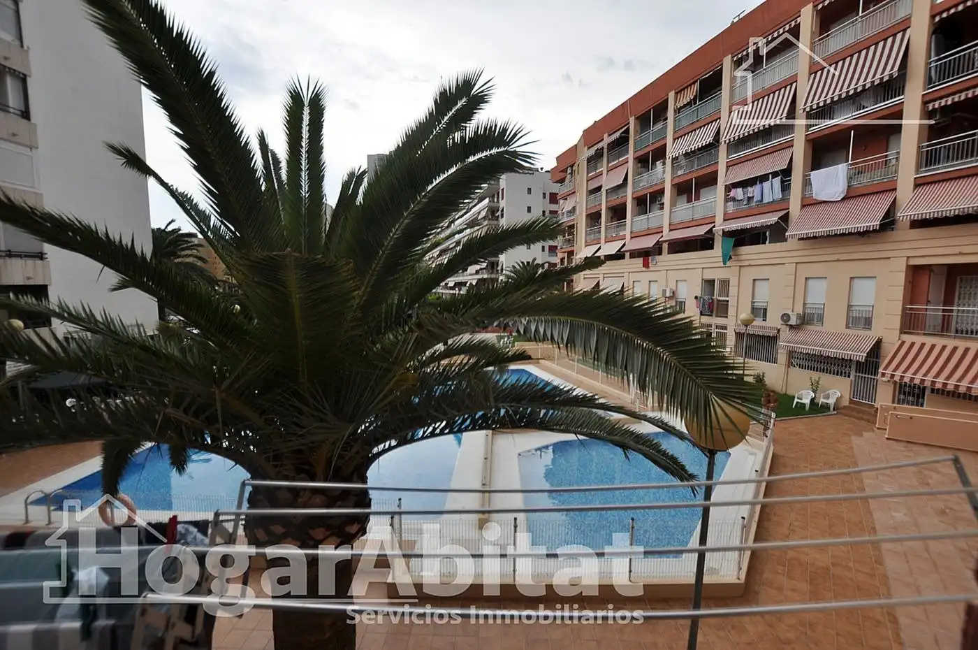 Vista exterior de Dúplex en venda en La Pobla de Farnals amb Aire condicionat, Calefacció i Jardí privat