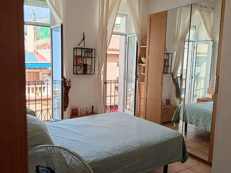 Dormitori de Àtic en venda en Alicante / Alacant amb Aire condicionat, Terrassa i Balcó