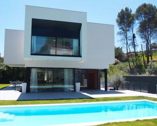 Swimming pool of House or chalet to rent in Cerdanyola del Vallès  with Air Conditioner, Terrace and Swimming Pool