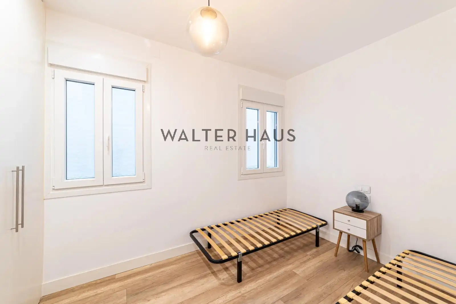 Bedroom of Flat for sale in Madrid  with Air Conditioner, Heating and Furnished