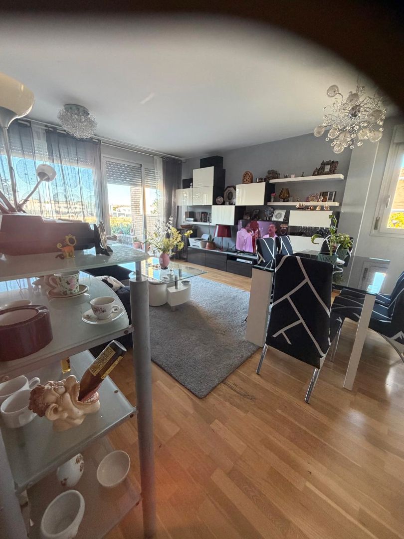 Living room of Flat for sale in Cuarte de Huerva  with Heating, Parquet flooring and Terrace