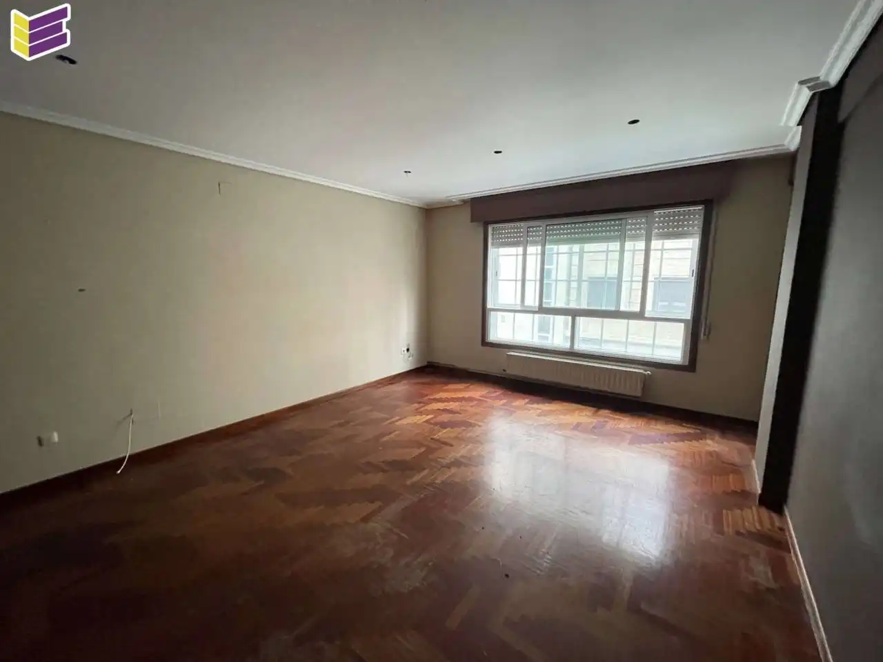 Living room of Flat for sale in Vigo   with Heating, Parquet flooring and Terrace