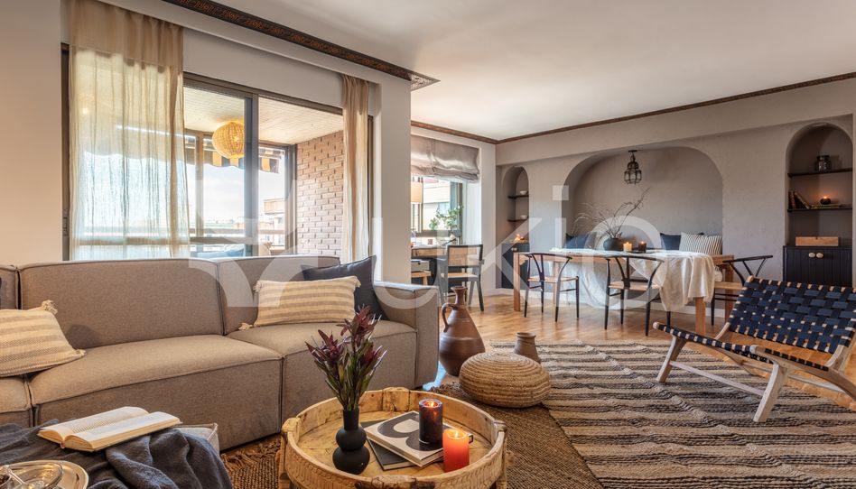 Apartamento de alquiler en Calle de Rafael Calvo, Almagro - Imagen 2
