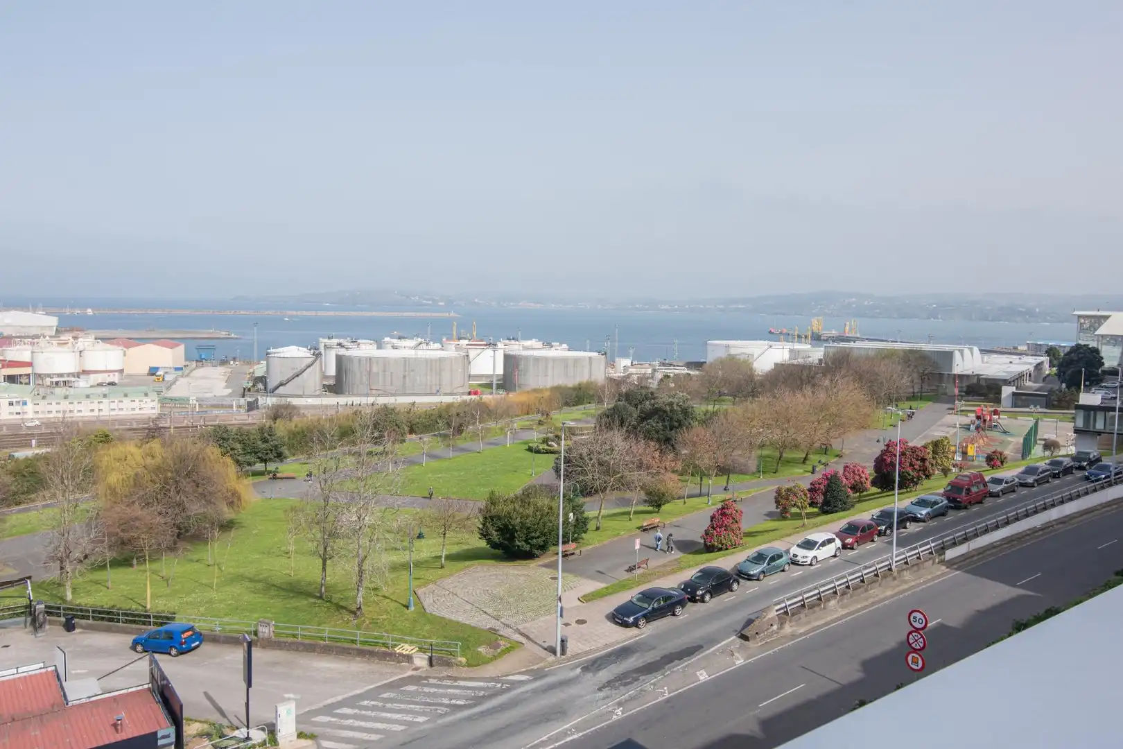Vista exterior de Àtic en venda en A Coruña Capital  amb Calefacció i Terrassa