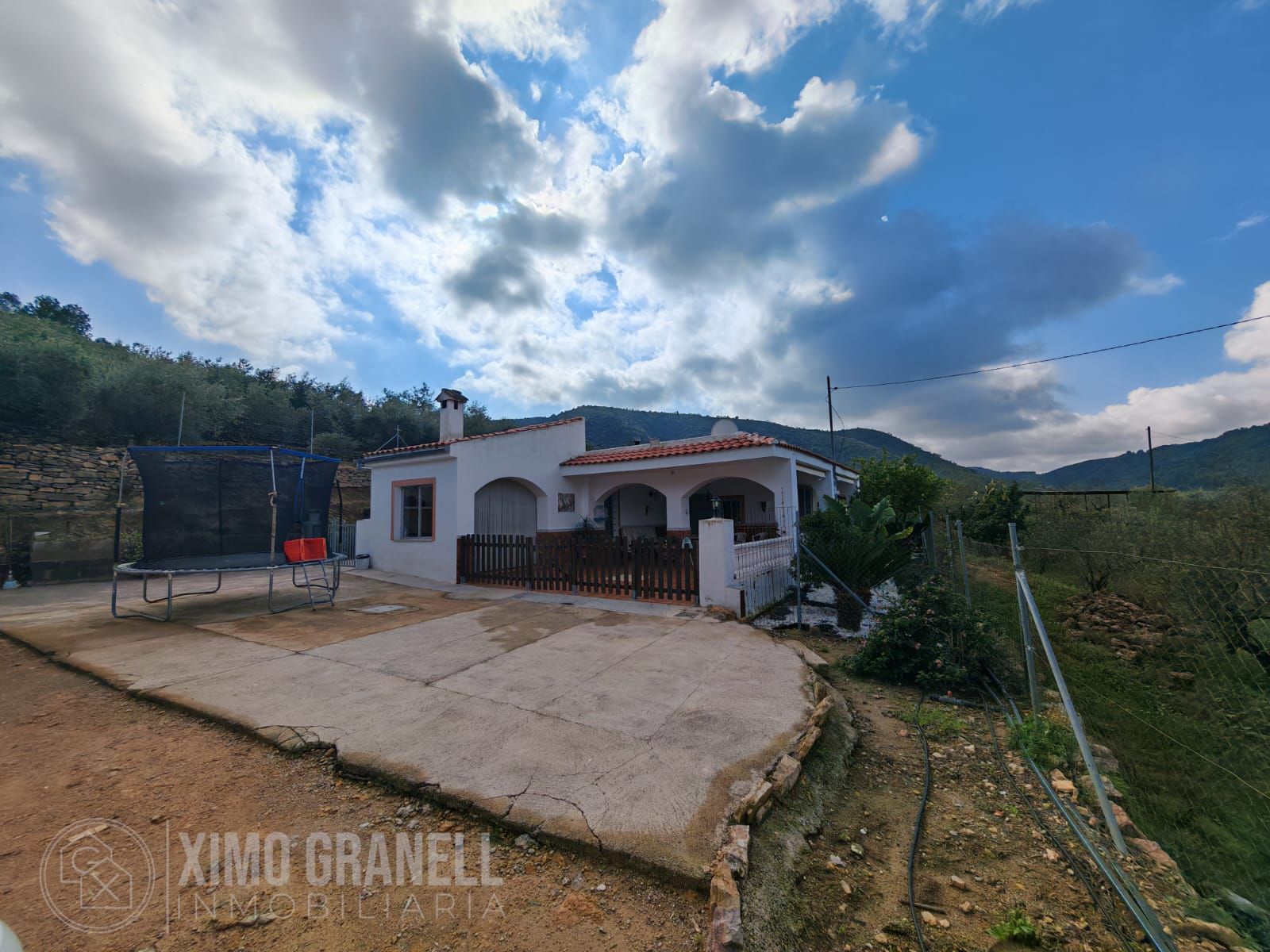 Vista exterior de Finca rústica en venda en Alfondeguilla amb Calefacció, Terrassa i Traster