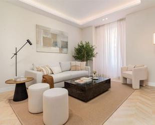 Living room of Flat for sale in  Madrid Capital  with Air Conditioner and Swimming Pool