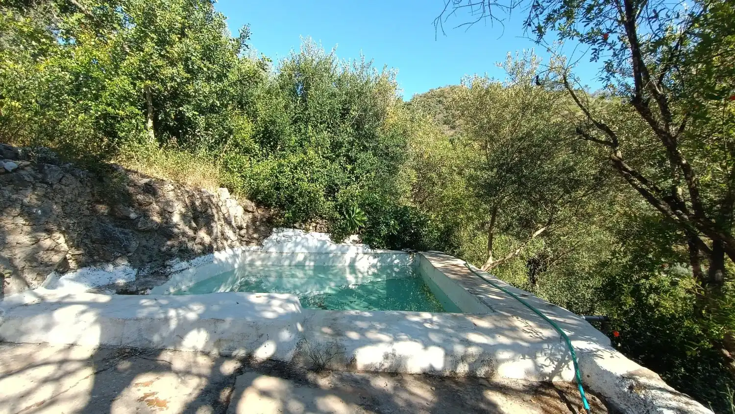 Piscina de Finca rústica en venda en Guaro amb Calefacció, Terrassa i Traster