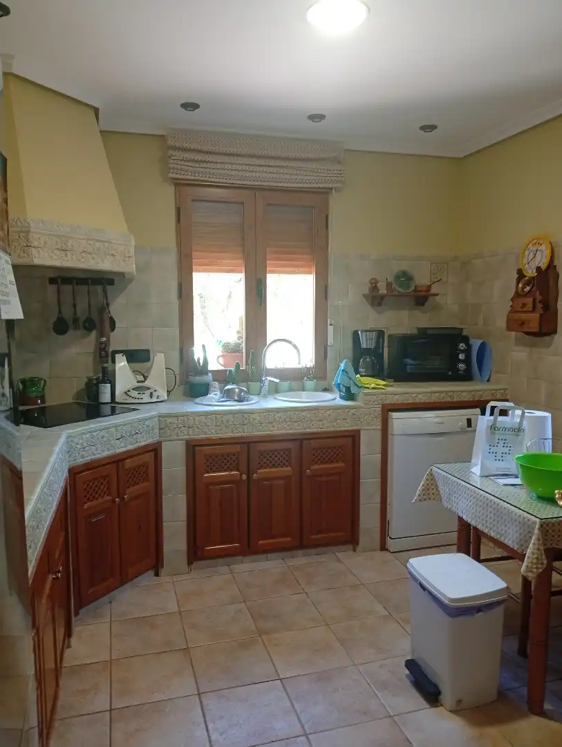 Cocina de Casa o chalet en venta en Jaén con Aire acondicionado, Calefacción y Jardín privado