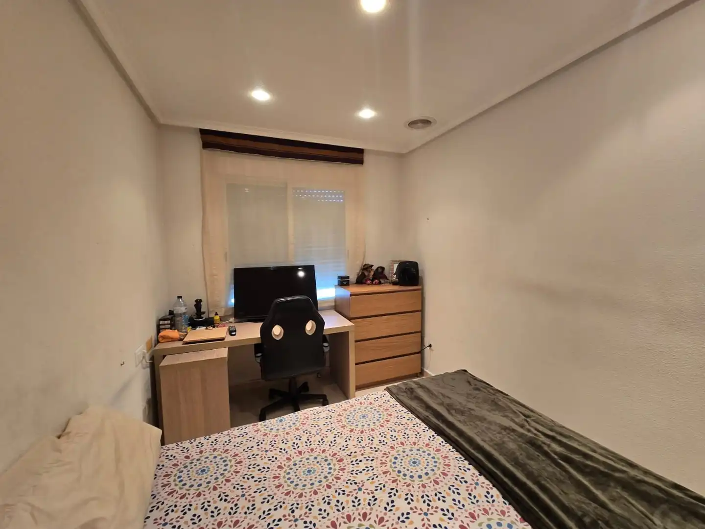 Dormitori de Apartament en venda en Santa Pola amb Aire condicionat i Moblat
