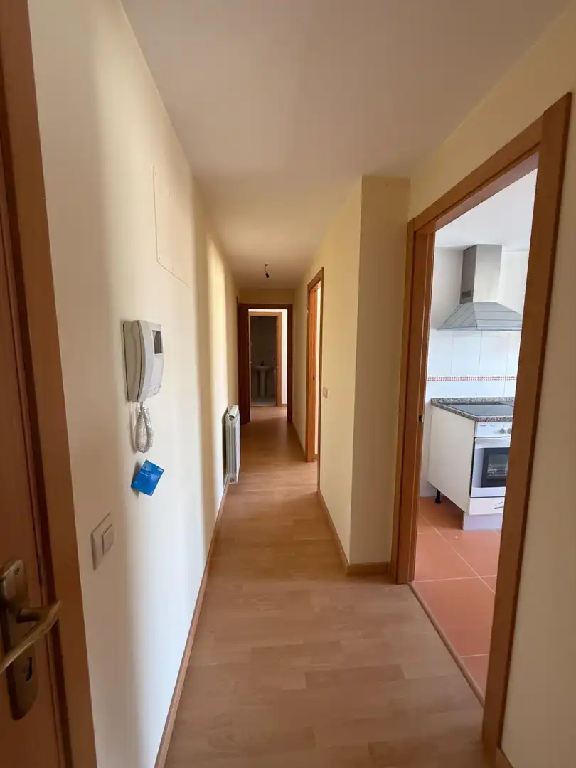 Piso en venta en Pinseque con Balcón