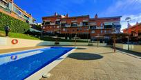 Swimming pool of Duplex for sale in Rubí  with Air Conditioner, Terrace and Balcony