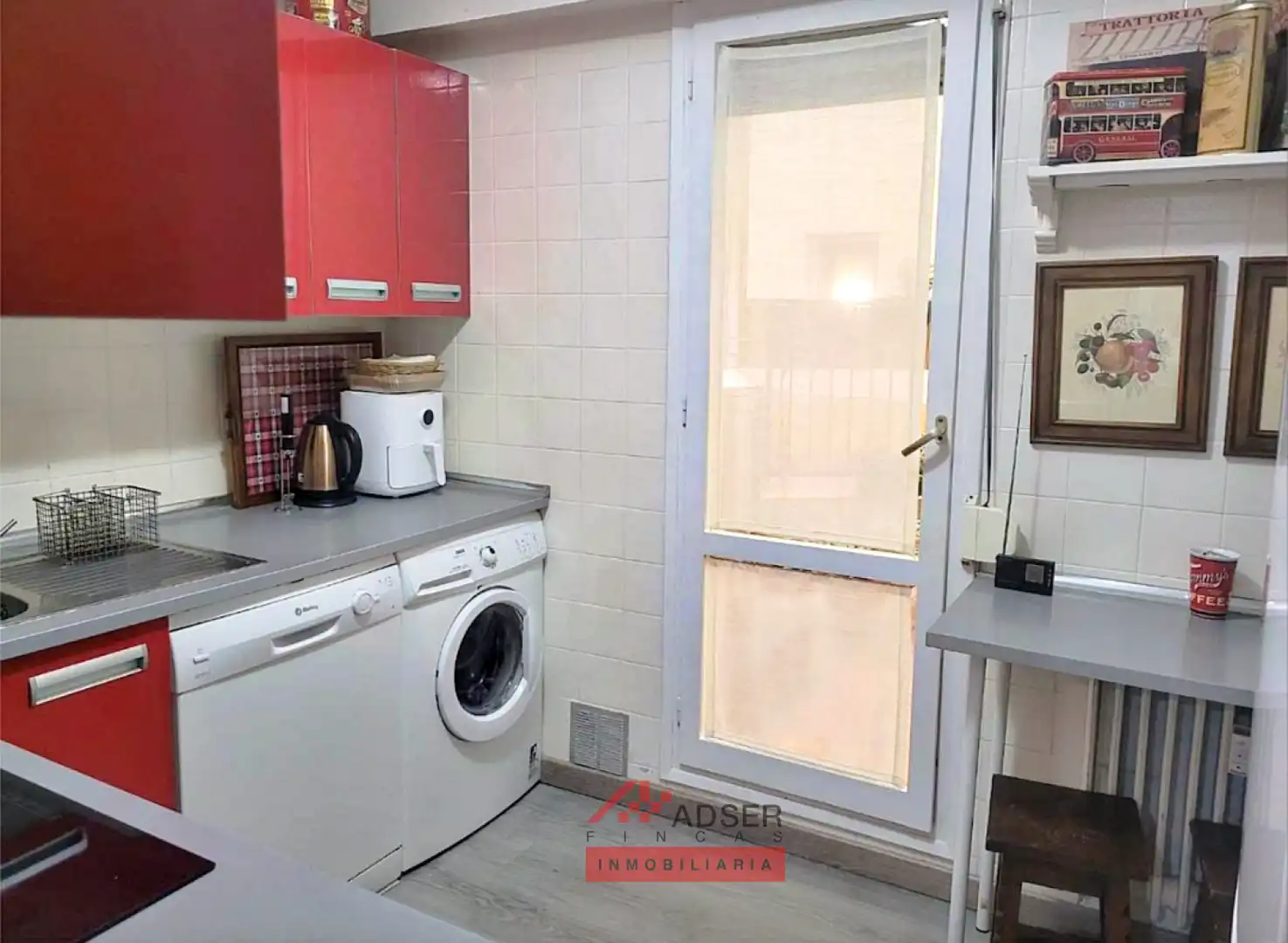 Kitchen of Flat for sale in  Logroño  with Heating, Parquet flooring and Terrace