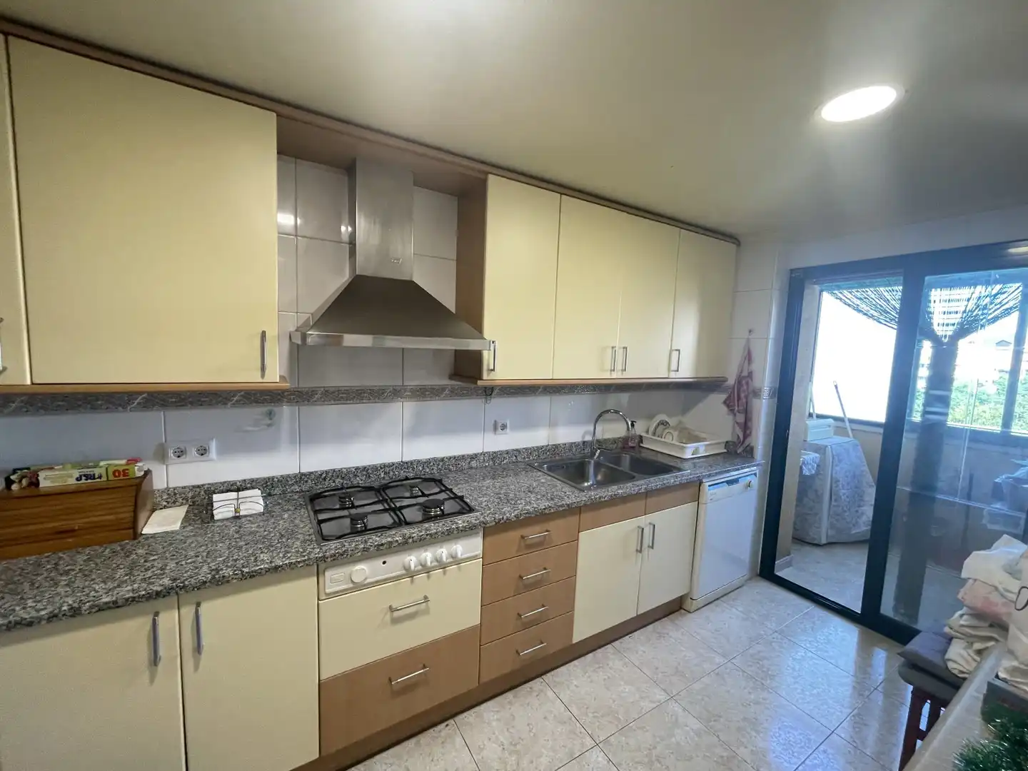 Cuina de Dúplex en venda en Girona amb Calefacció i Terrassa