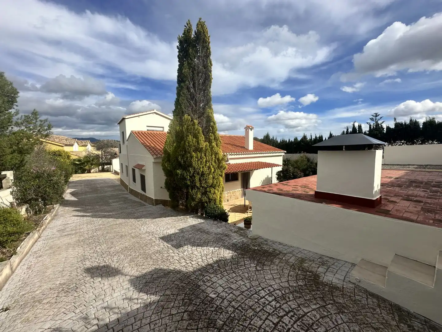 Vista exterior de Casa o xalet en venda en Algar de Palància amb Aire condicionat, Calefacció i Jardí privat