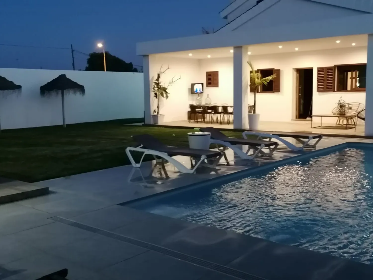 Swimming pool of House or chalet for sale in Chiclana de la Frontera  with Air Conditioner, Heating and Terrace