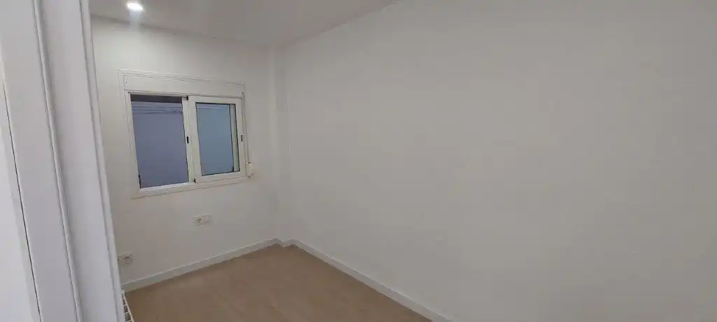 Habitación de Piso en venta en Sant Joan Despí con Aire acondicionado, Calefacción y Horno