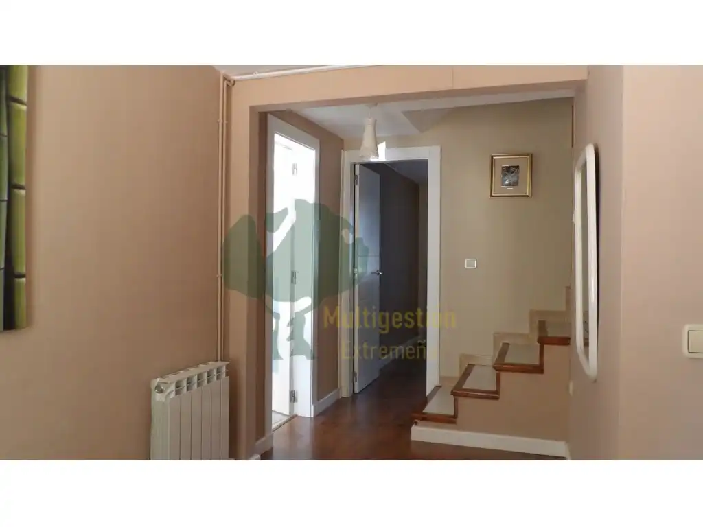 Casa adosada en venta en Cáceres