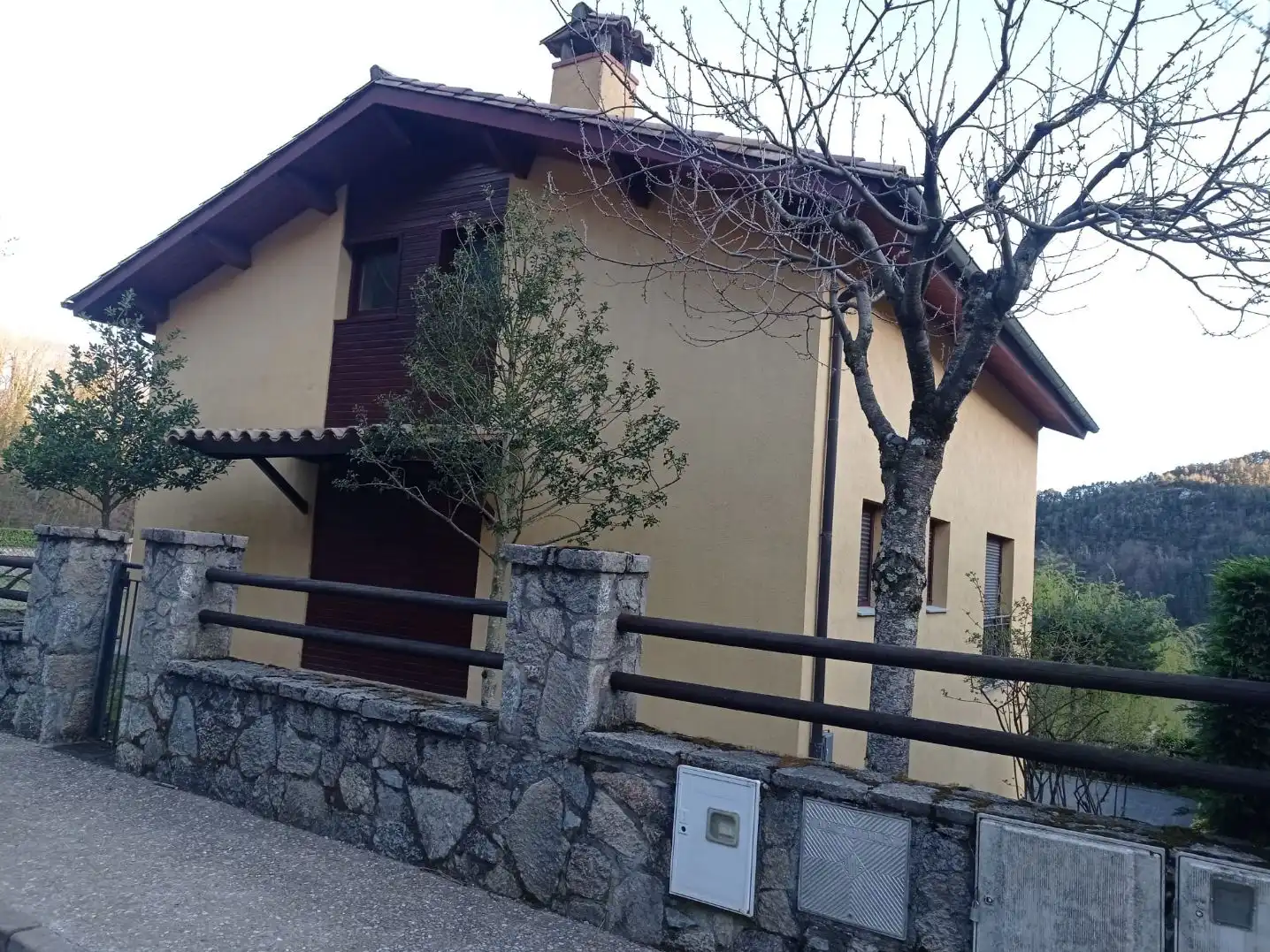 Casa rustica con giardino in vendita a Sant Amand 5