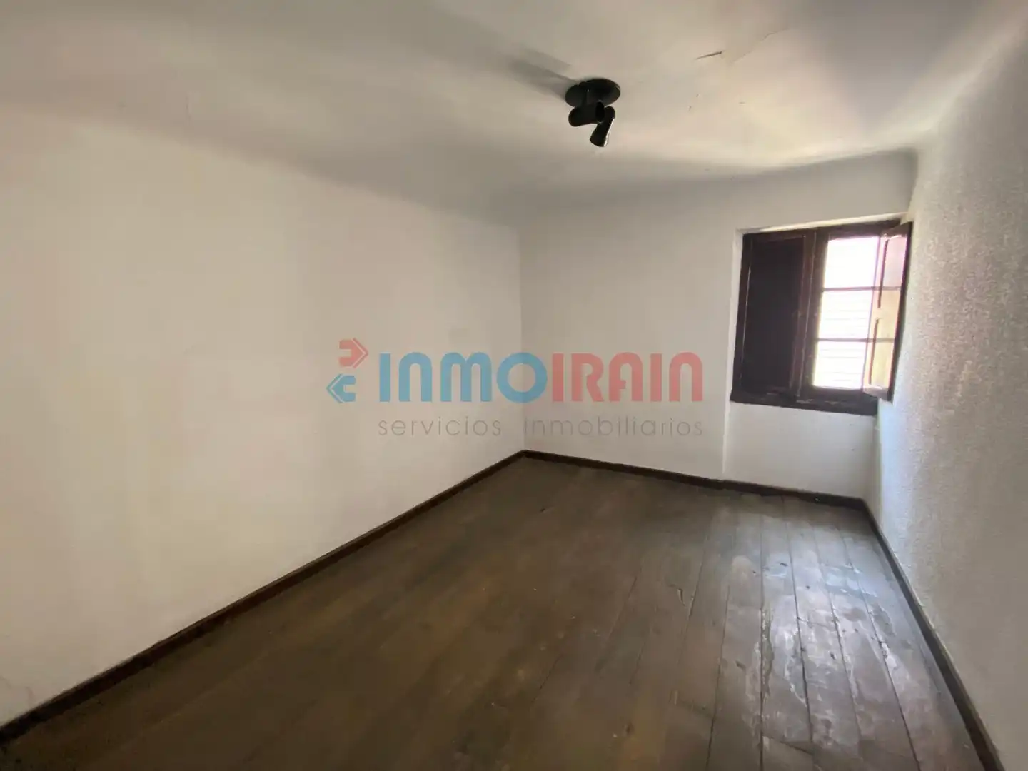 Houses for sale in Zegama  with Storage room