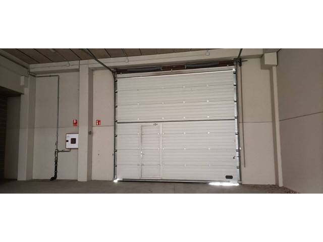 Nave industrial en Alquiler en Montornès del Vallès