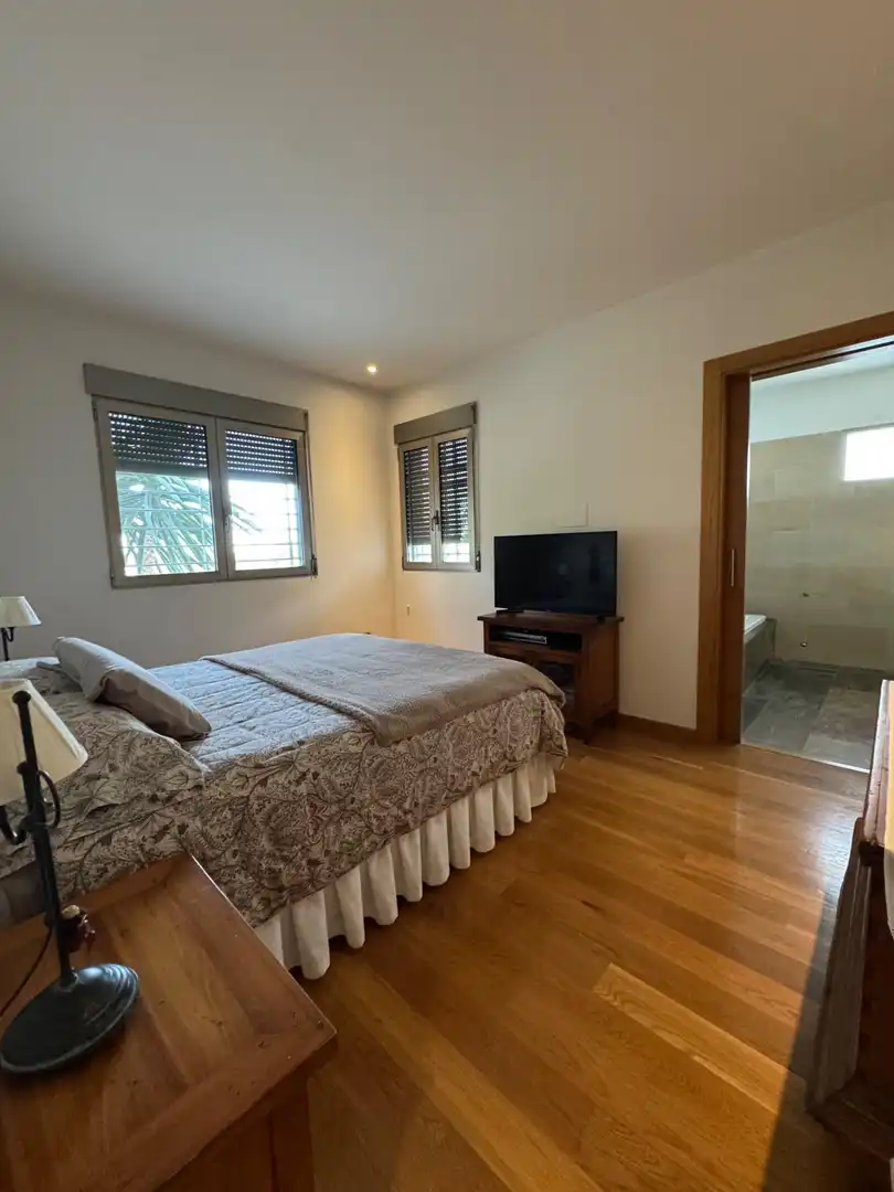 Dormitori de Casa o xalet en venda en Elche / Elx amb Aire condicionat, Calefacció i Jardí privat