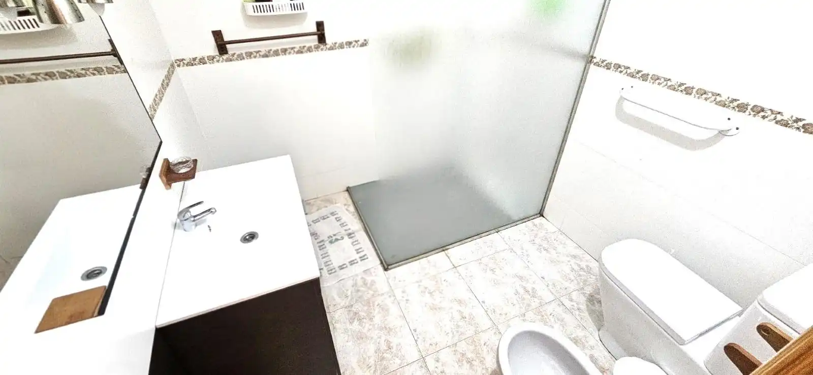 Baño de Piso en venta en El Ejido con Aire acondicionado, Terraza y Amueblado
