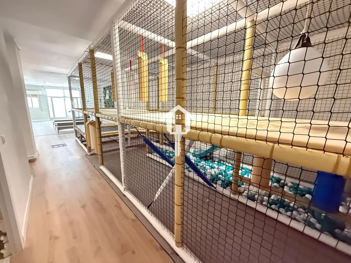 Local en venta en Alicante / Alacant con Aire acondicionado