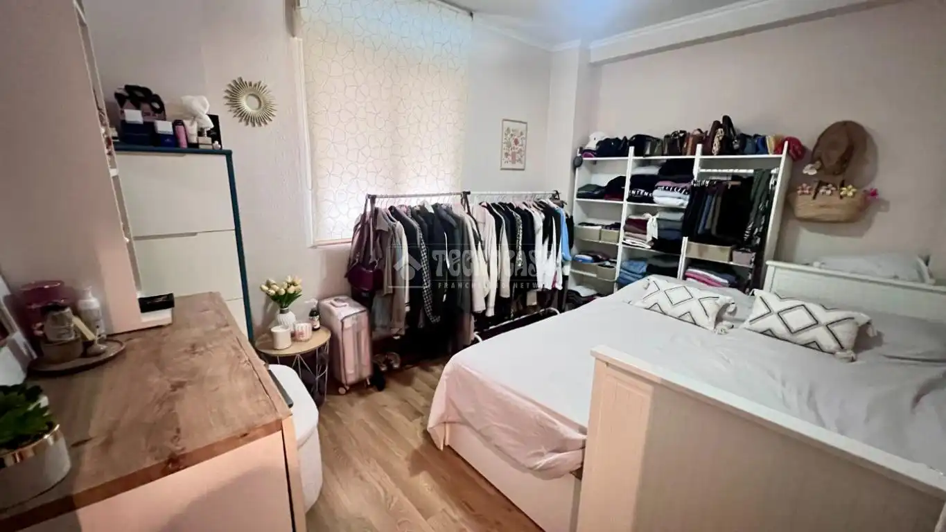 Habitación de Piso en venta en Alcalá de Henares con Aire acondicionado, Calefacción y Terraza