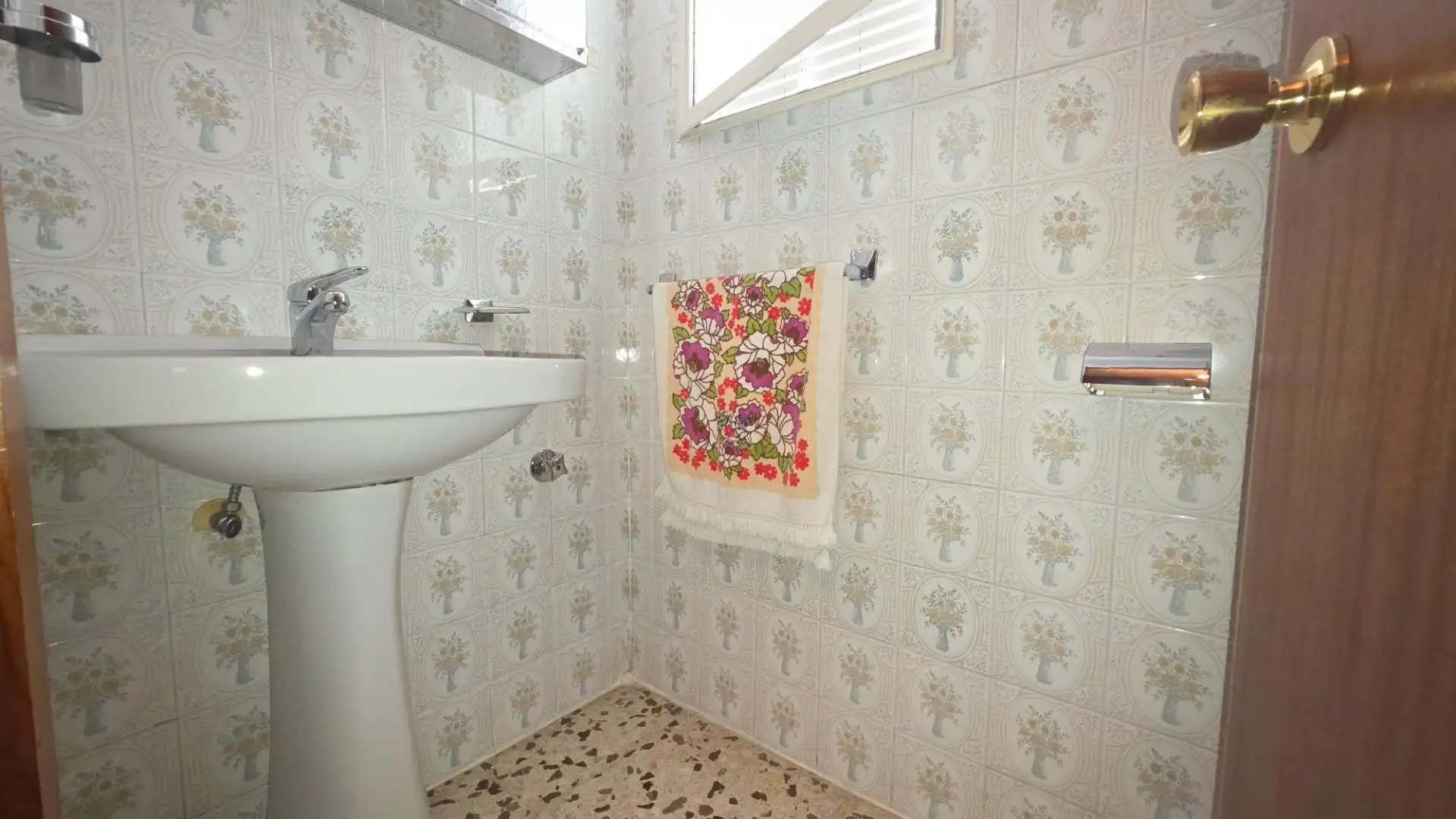 Baño de Piso en venta en Ontinyent con Aire acondicionado, Trastero y Amueblado