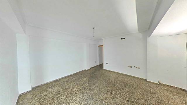 Piso en Venta en Caixa D'Estalvis Valencia en Alaquàs