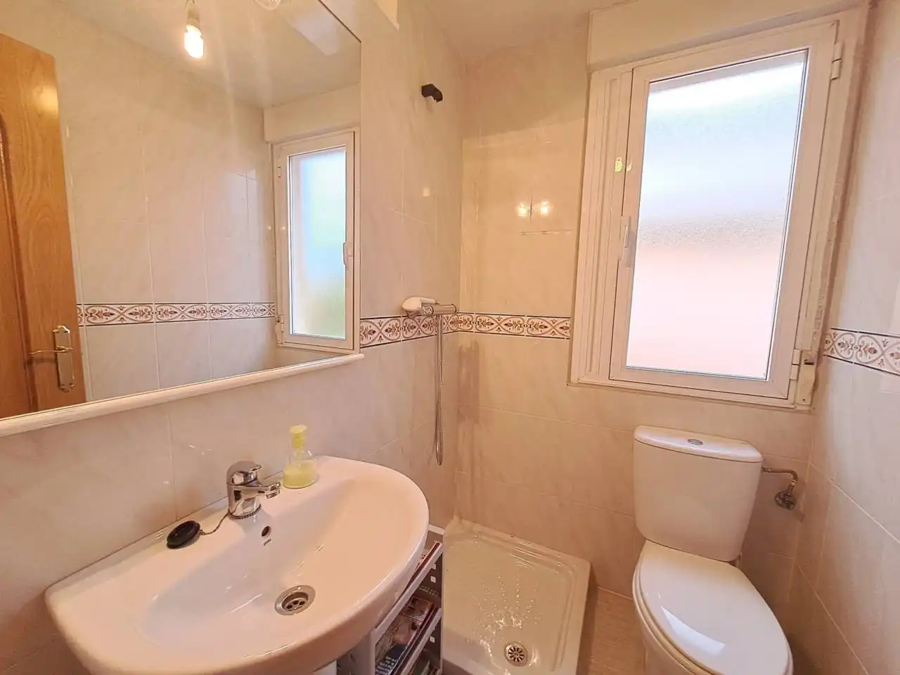 Baño de Casa o chalet en venta en Merindad de Río Ubierna con Calefacción, Jardín privado y Terraza
