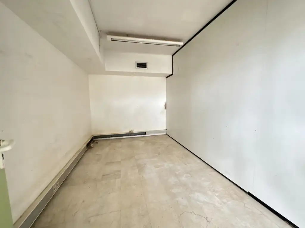 Gewerbefläche zur Miete in Avenida Cornella, imagen 12