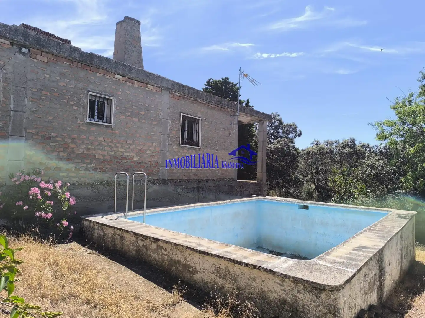 Swimming pool of Houses for sale in Obejo