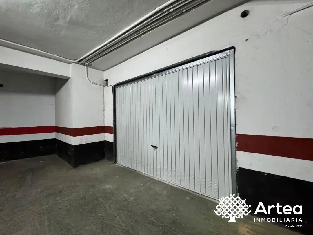 Garaje en venta en Begoña