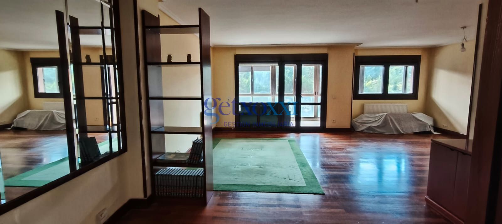 Sala d'estar de Pis en venda en Leioa amb Calefacció, Terrassa i Traster