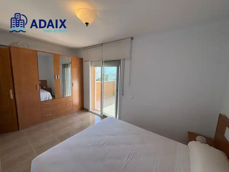 Bedroom of Houses for sale in Roda de Berà  with Air Conditioner, Heating and Terrace