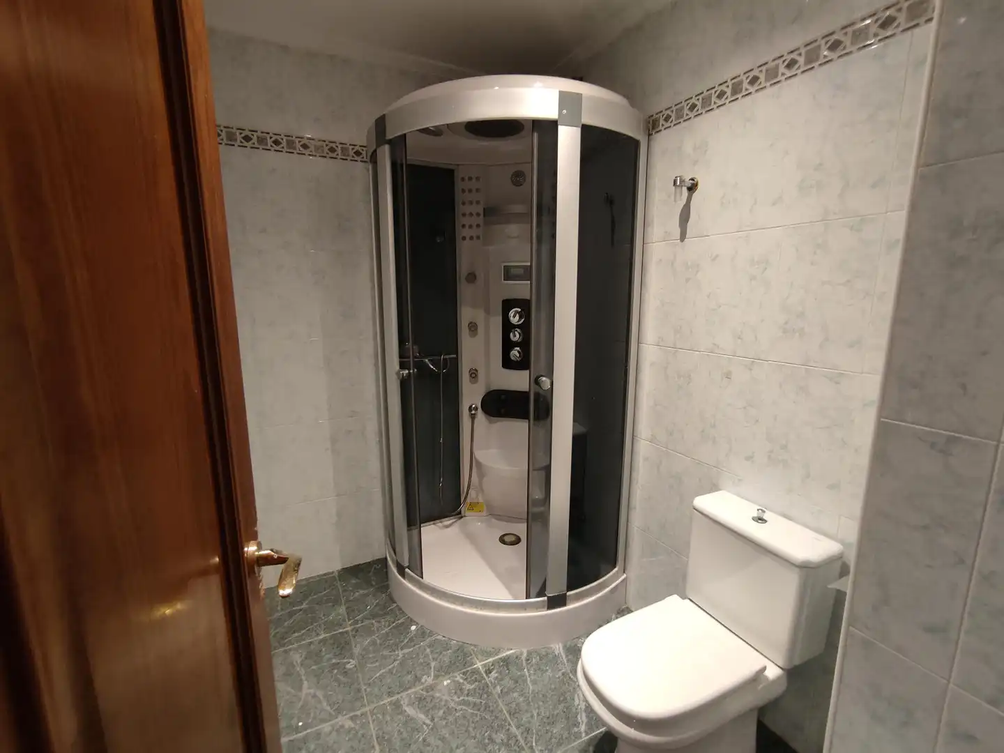 Baño de Apartamento en venta en Salou con Aire acondicionado, Calefacción y Terraza
