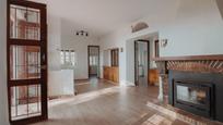 Sala d'estar de Casa o xalet en venda en Benicasim / Benicàssim amb Terrassa