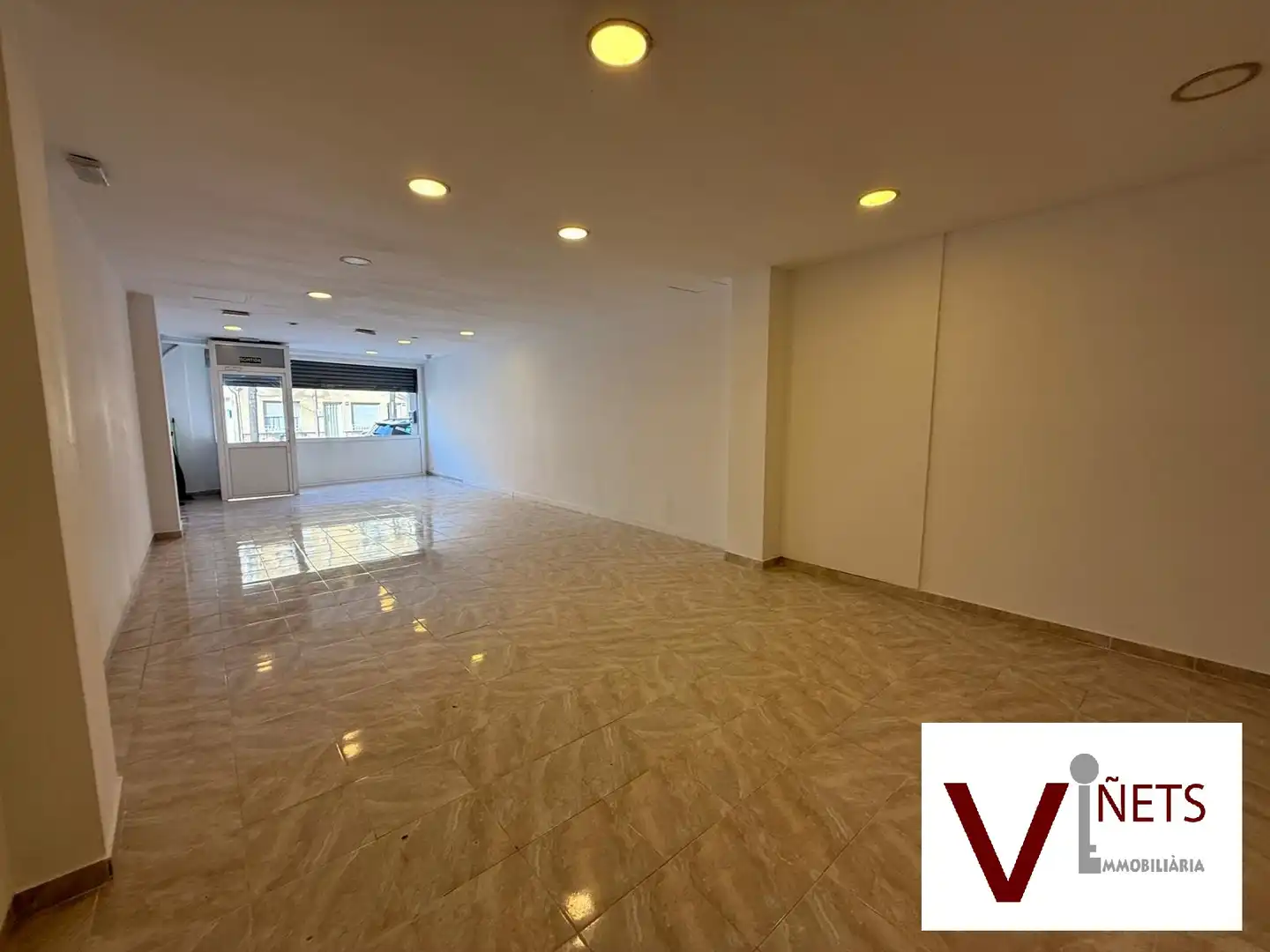 Gewerbefläche zum Verkauf in Carrer Calàbria, imagen 7