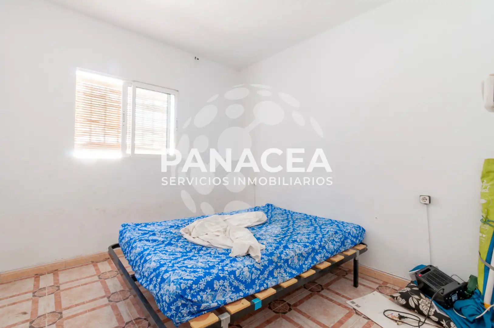 Casa o xalet en venda en Pechina amb Jardí privat, Piscina i Moblat
