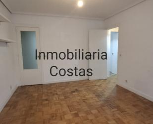 Flat for sale in Comesaña - Matamá